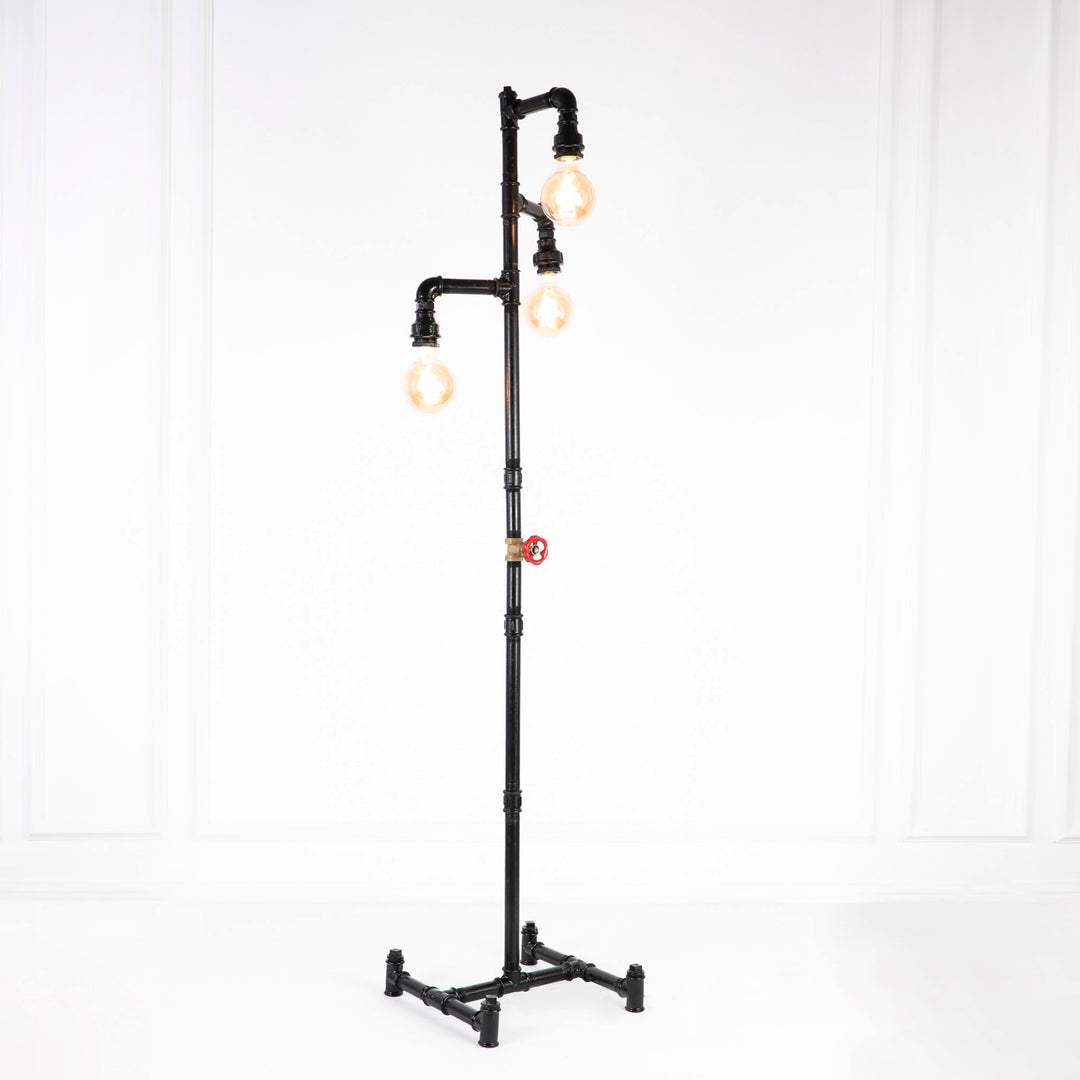 Calle Desk Lamp - Black